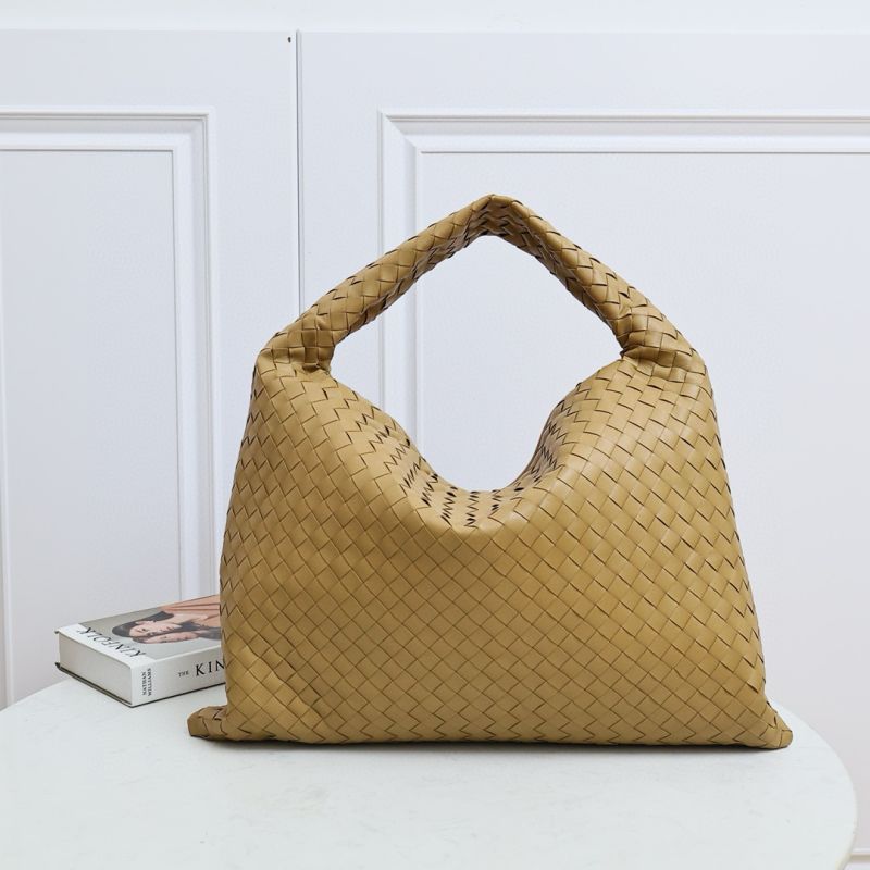Bottega Veneta Large Hop Shoulder Bag-dark praline