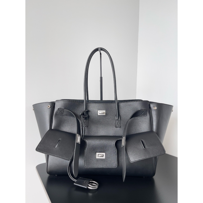 Balenciaga Bel Air Medium Carry All bag