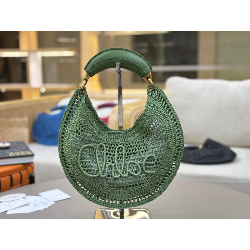 Chloe Summer Banana Hobo bag in Raffia 