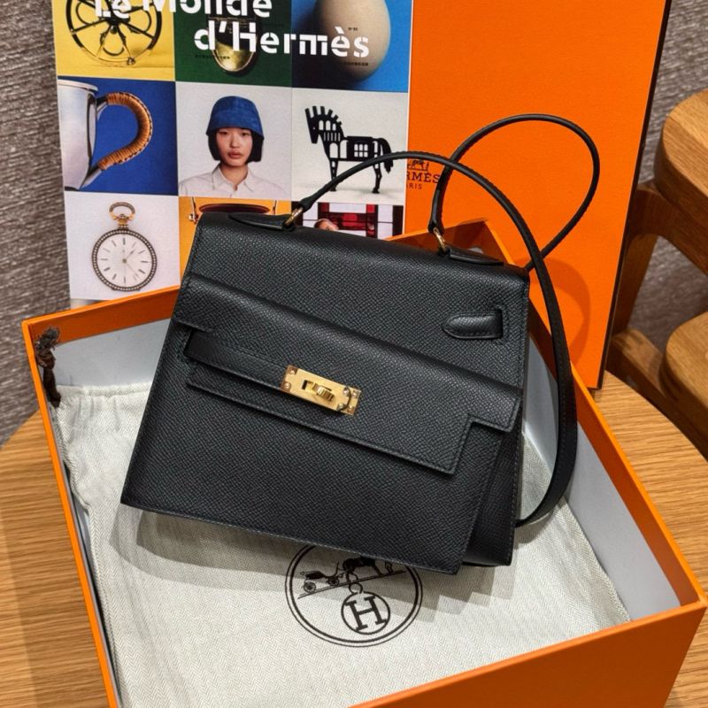 Hermes Kelly Sellier 20 Shoulder Bag in Epsom-Black