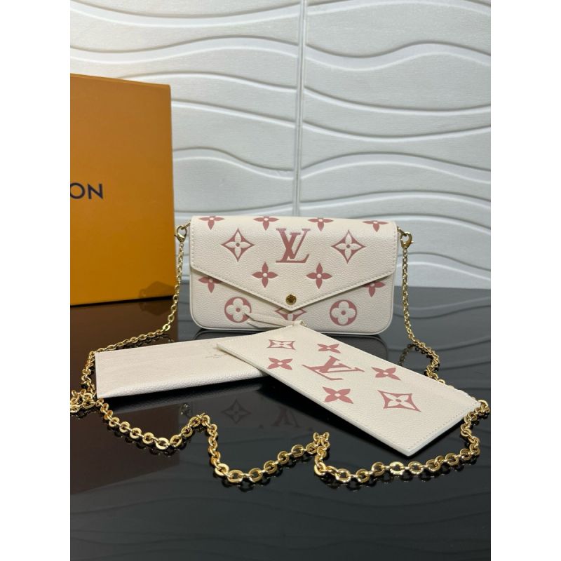 M82047 Félicie Pochette