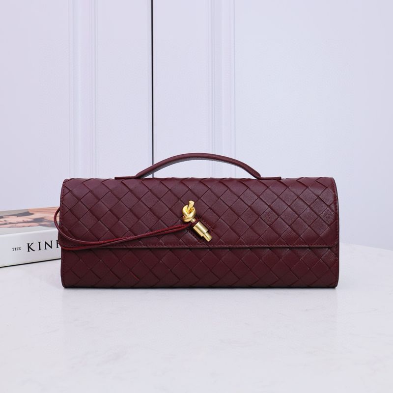 Bottega Veneta Andiamo Clutch-Barolo