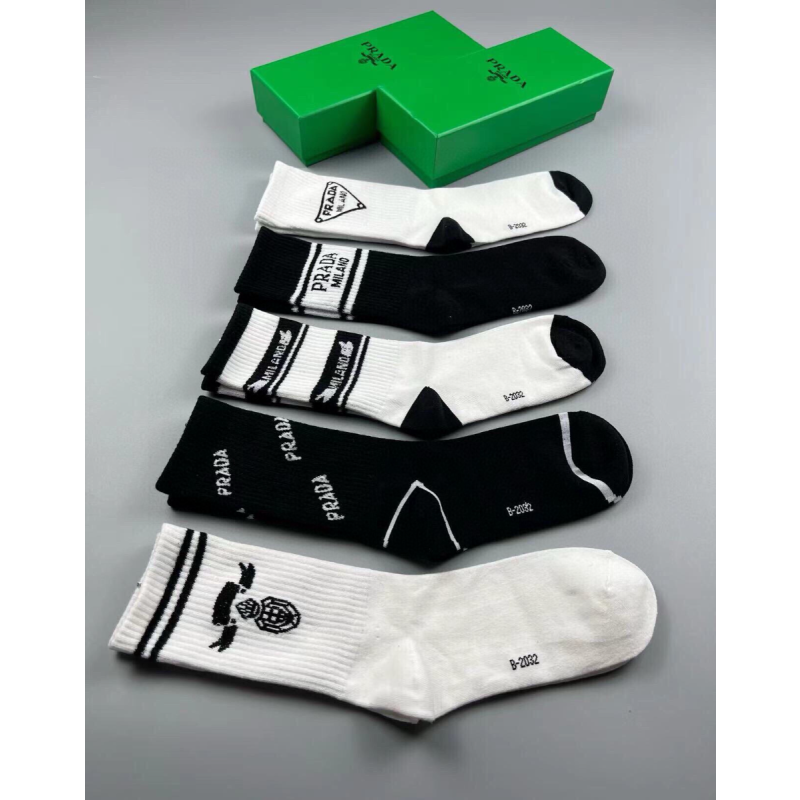 Prada socks ( 5 pairs)
